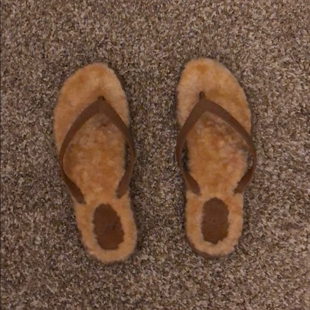 Ugg Flip Flops
